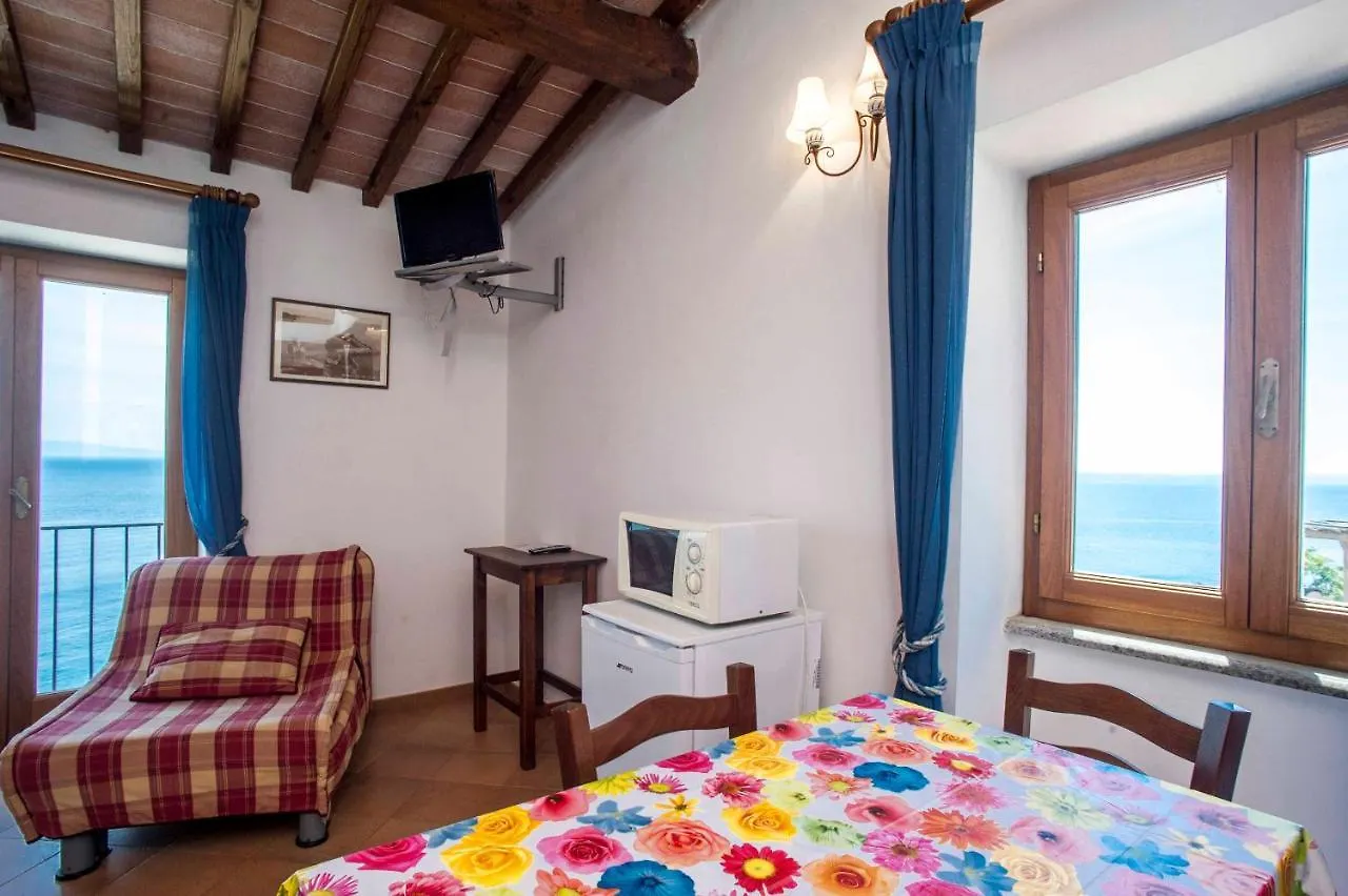 Appartamento Residenza La Scogliera di Rio Albano Rio Marina 0*,  Italia